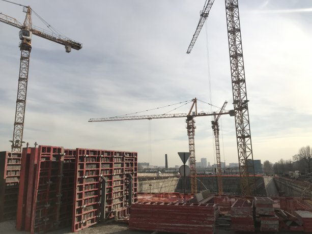 Strabag строит небоскреб «Дом-бриллиант» в ЗилАрте.