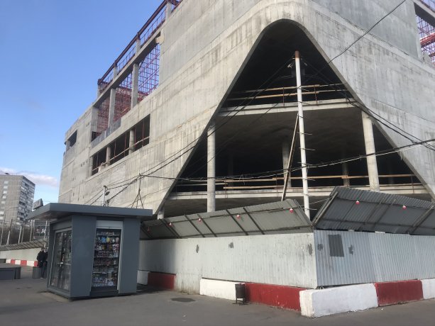 Реконструкция кинотеатра Киргизия.