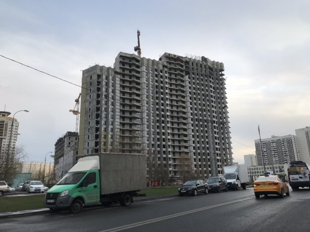Крупный строящийся Жилой комплекс Тополя-2 в Люблино.