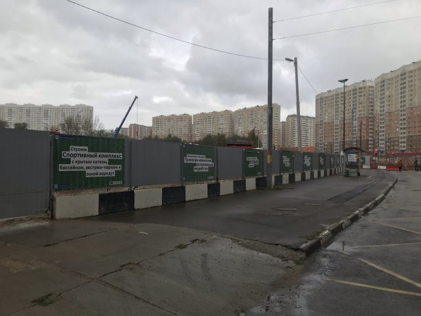 Строительство крупнейшего спортивного комплекса с крытым катком ТПУ «Некрасовка» .