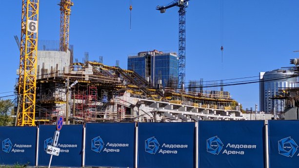 Продолжается строительство крупнейшей Ледовой арены УГМК Екатеринбург.