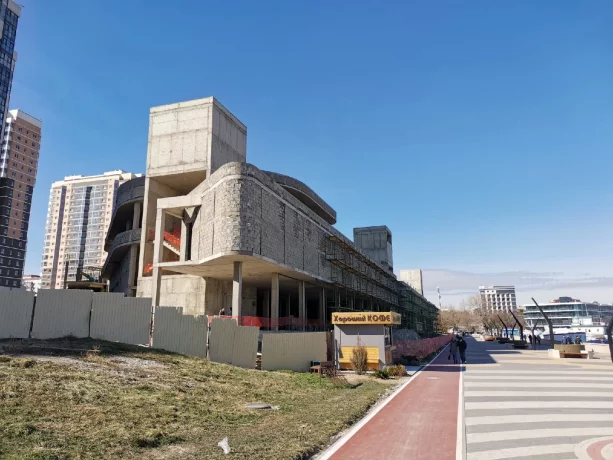 Строительство многофункционального комплекса AQUA Mall - Marriot в Новоросийске.
