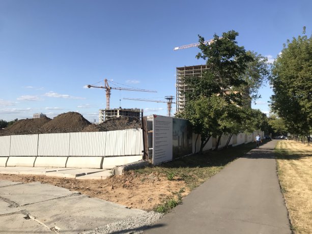Крупный строящийся проект Нагатинский Затон совместный с ПИК и Capital group.