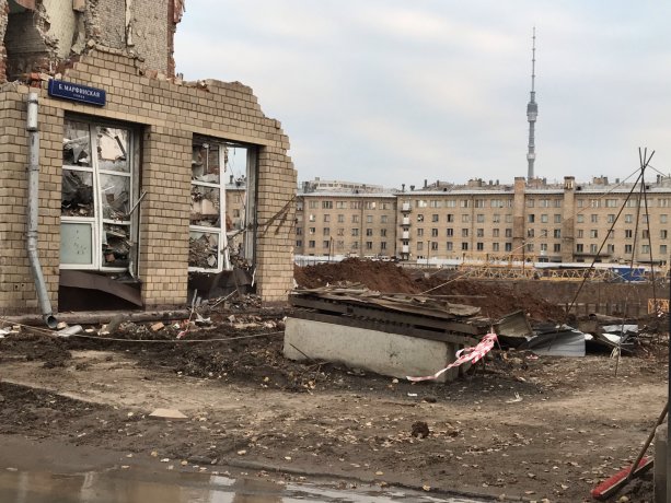 Строительство крупного ЖК VERY 3-й этап.