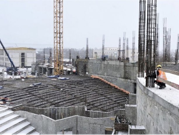 Строительство крупного образовательного комплекса им. Капицы​ в Долгопрудном.