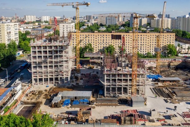 Строительство высотного жилого комплекса Symphony 34.