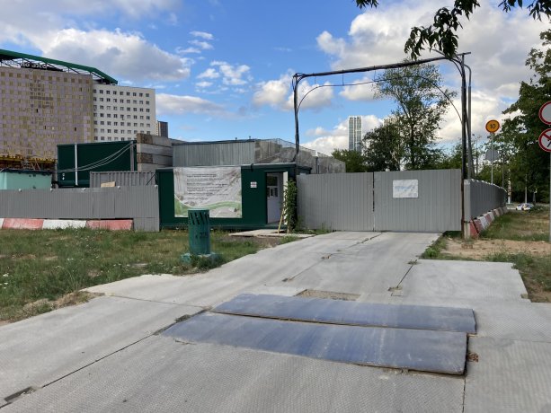Строительство многофункционального комплекса WEST MALL.