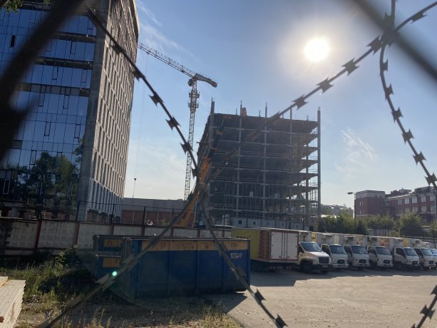 Продолжается строительство БЦ Ostankino business park.