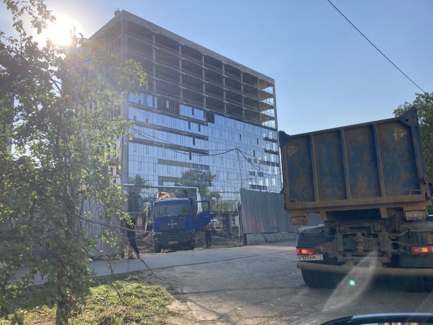Продолжается строительство БЦ Ostankino business park.