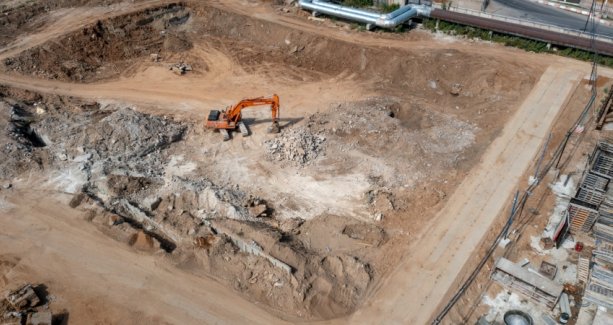 Продолжается строительство масштабного квартала Амурский Парк.
