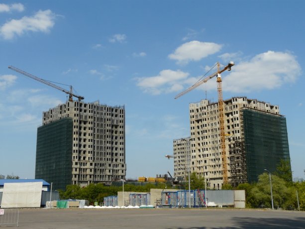 Флэт и К активно достраивает ЖК Академ Палас в Москве.