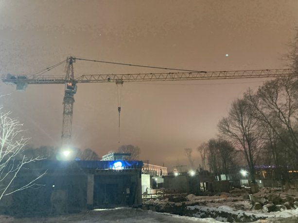 Строительство оздоровительного комплекса для спортсменов в Лужниках.