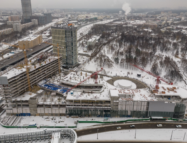 Строительство торгово-развлекательного центра Botaniсa Mall.