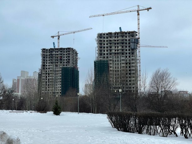 Флэт и К активно достраивает ЖК Академ Палас в Москве.