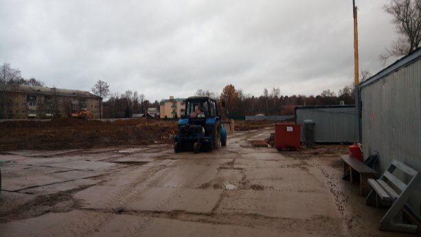 Строительство крупной школы в Королеве.