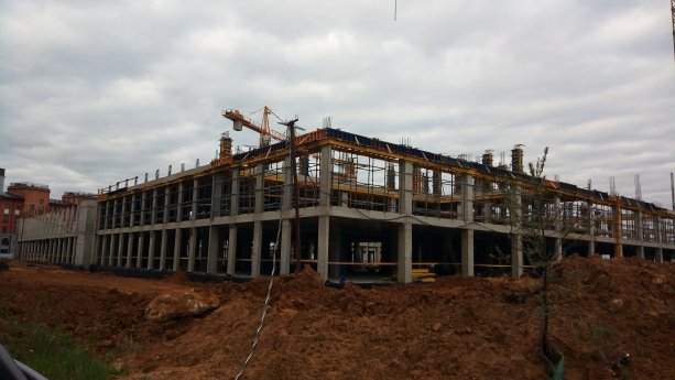 Строительство крупной школы на 825 мест в Сабурово.