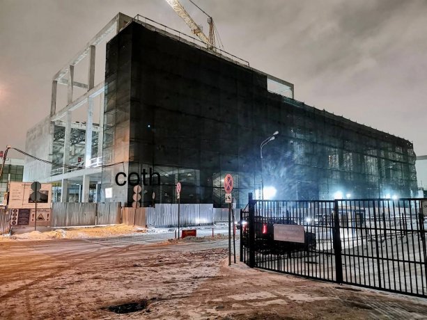 Строительство ТРЦ «Гагаринский» 2 на Орджоникидзе.
