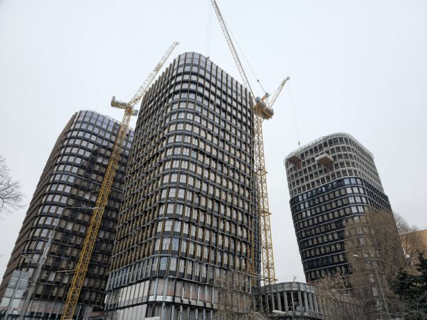 Строительство комплекса апартаментов SKY View на Дружинниковской ул. 15