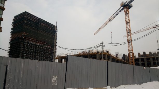 Строящийся Бизнес-парк с гостиницей в квартале Тропарево Парк.