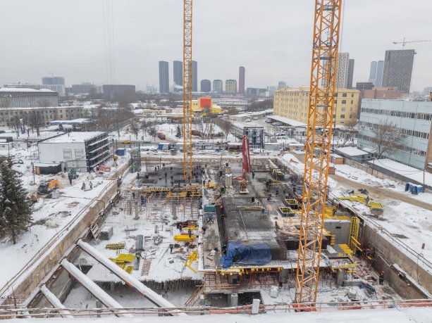 Строящийся крупный МФК UPSIDE TOWERS в Огородном проезде 2-4