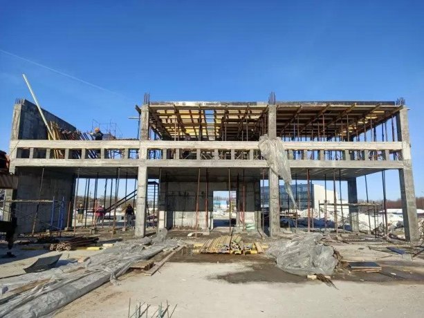 Строящийся Физкультурно-оздоровительный комплекс в Бронницах.