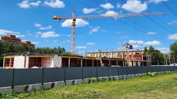 Строящаяся Детская поликлиника на 500 посещений в Чехове.