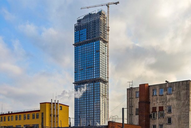 Строящийся крупный МФК UPSIDE TOWERS в Огородном проезде 2-4