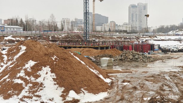 Legenda строит Бизнес-Центр Северный речной порт.