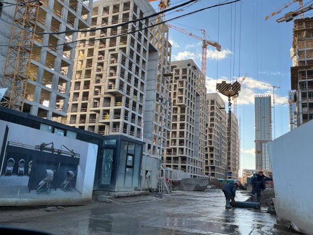 Продолжается строительство крупного проекта  МФК City Bay от MR Group.