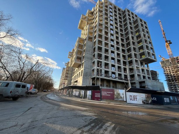 Продолжается строительство крупного проекта  МФК City Bay от MR Group.