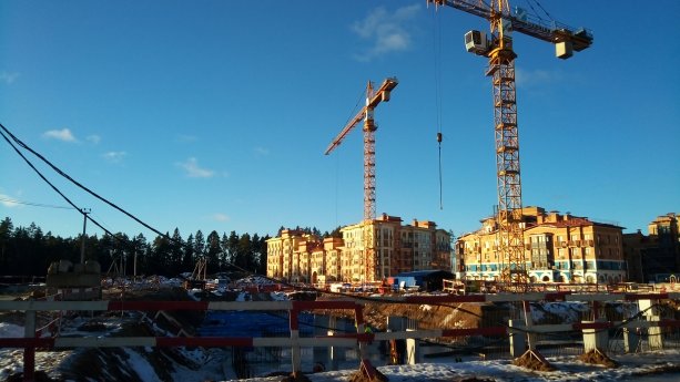Строящийся ЖК «Лесобережный» от девелопера Гранель.