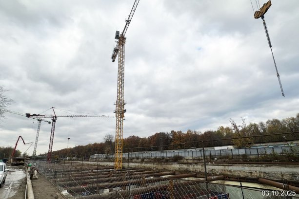 Строящийся Многофункциональный Комплекс DIUS на улице Академика Ильюшина, 21