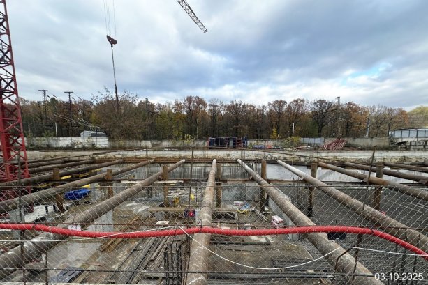 Строящийся Многофункциональный Комплекс DIUS на улице Академика Ильюшина, 21