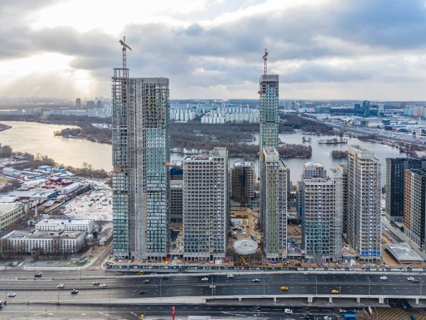 Продолжается строительство крупного проекта  МФК City Bay от MR Group.