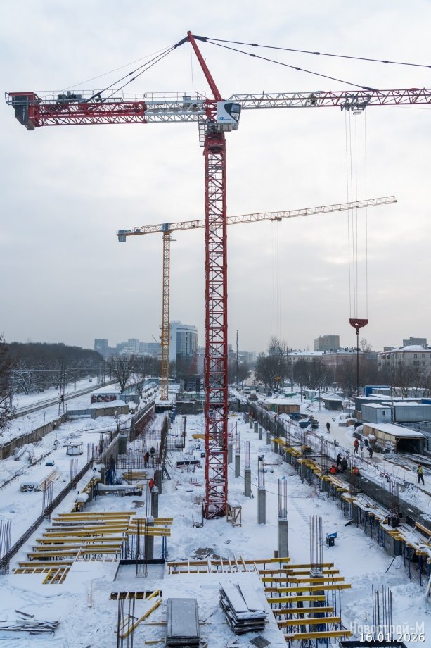 ​Строящийся Многофункциональный Комплекс DIUS на улице Академика Ильюшина, 21