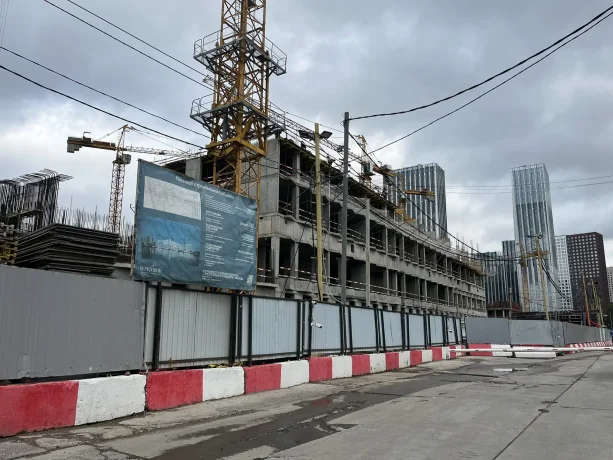 Продолжается строительство ЖК Береговой 3-я очередь.