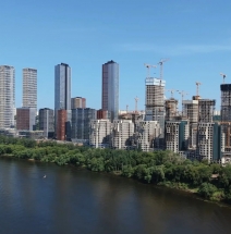 Продолжается строительство крупного проекта  МФК City Bay от MR Group.